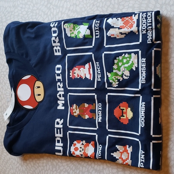 Super Mario Screen Print T-shirt Size M (38/40) - NWT - Picture 1 of 6